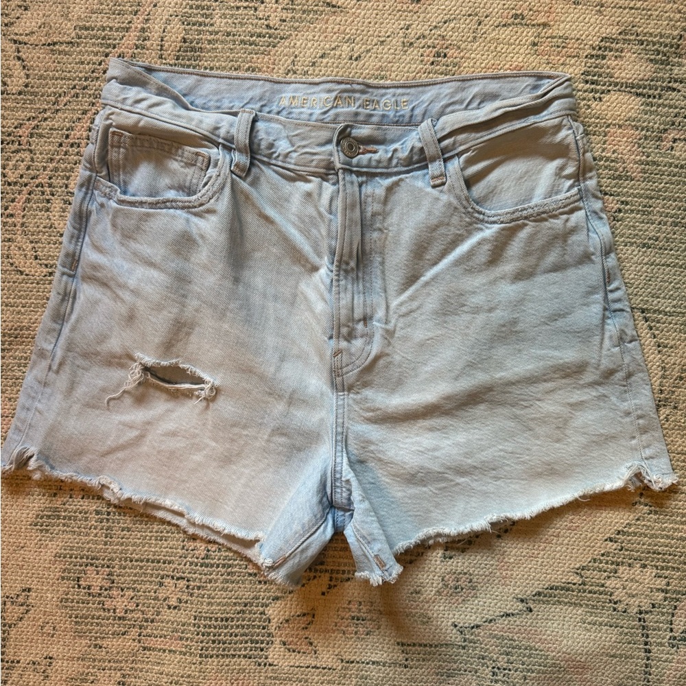 Women’s American Eagle jean shorts (highest rise ‘90s boyfriend short) size 10